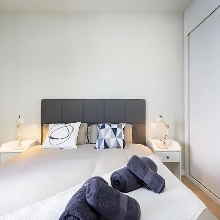 Luxury Alegranza With Pool Apartman Abades